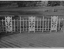 Bandstand railings